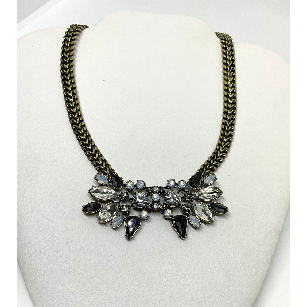 Mythologie Necklace with Black & Clear Crystals.